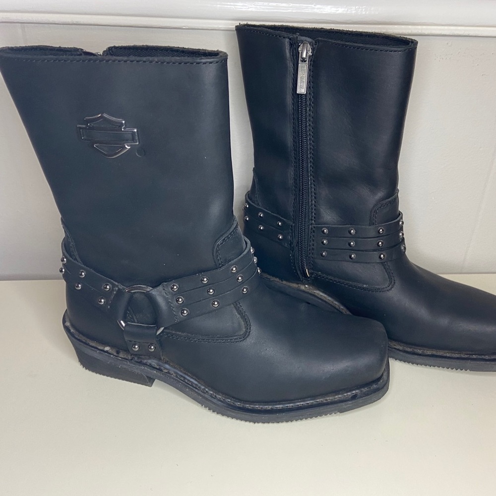 *NEVER WORN* Harley Davidson Boots